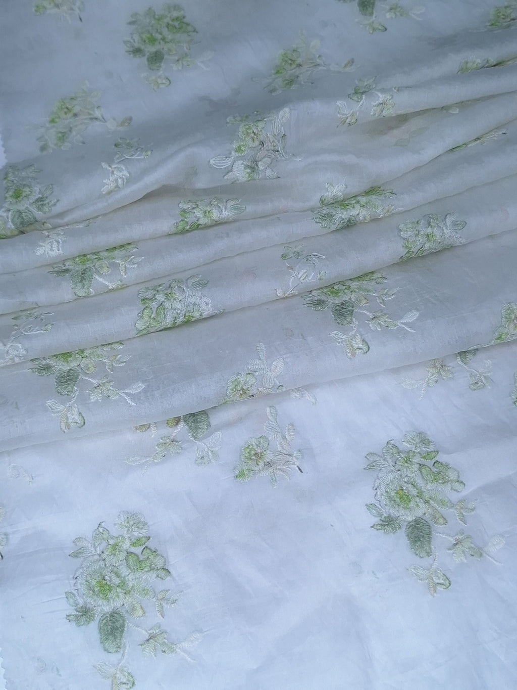 Tul bordado color verde H188 — Palacio Glamour