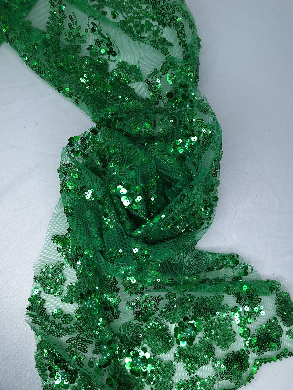 Tul bordado color esmeralda A827 — Palacio Glamour