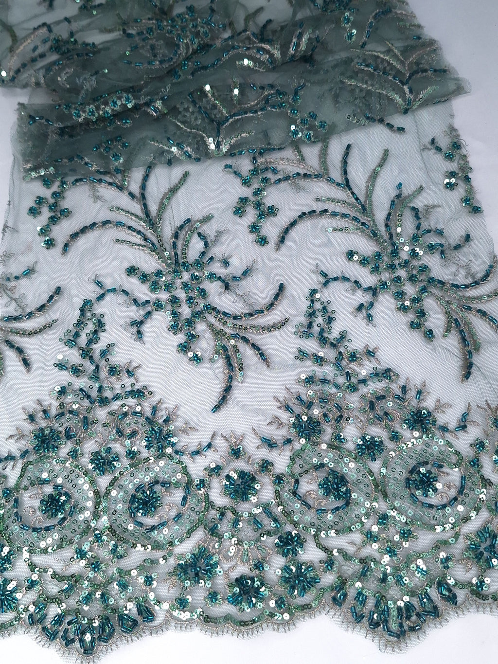 Tul bordado color esmeralda GR15 — Palacio Glamour