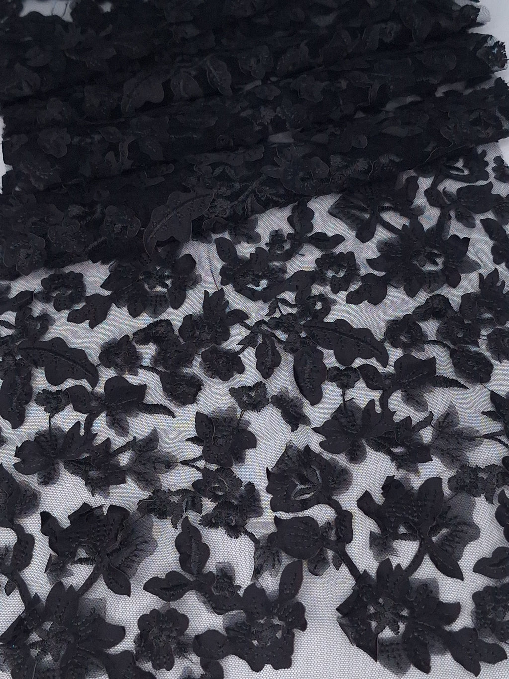Tul bordado color negro A615 — Palacio Glamour