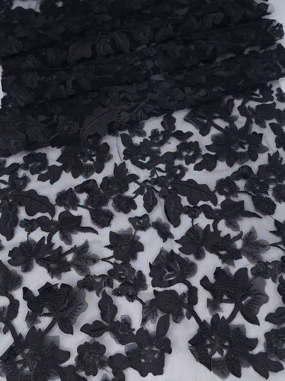 Tul bordado color negro A615 — Palacio Glamour