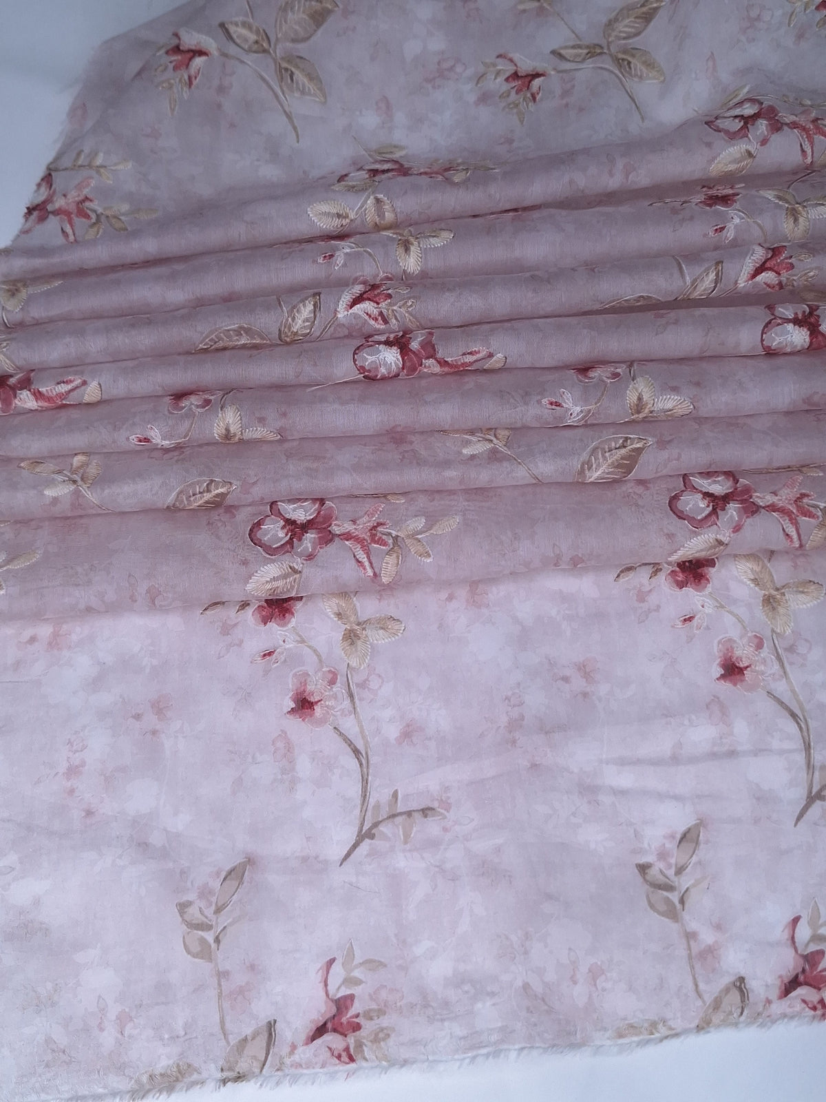 Tul bordado color rosa H187 — Palacio Glamour
